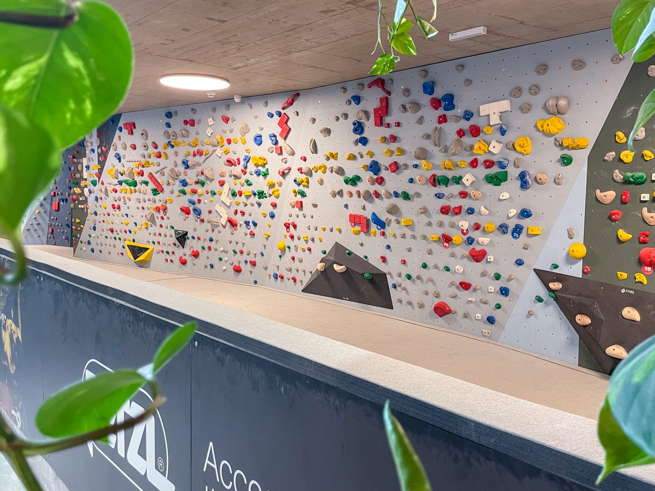 Kinderbereich zum Bouldern für Kids in der boulderbar Linz